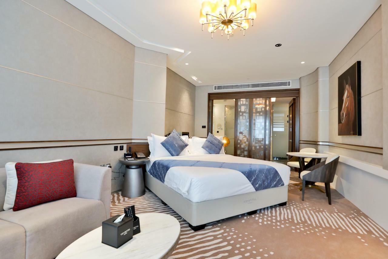 Vip Hotel Doha Qatar Exterior photo Deluxe Room