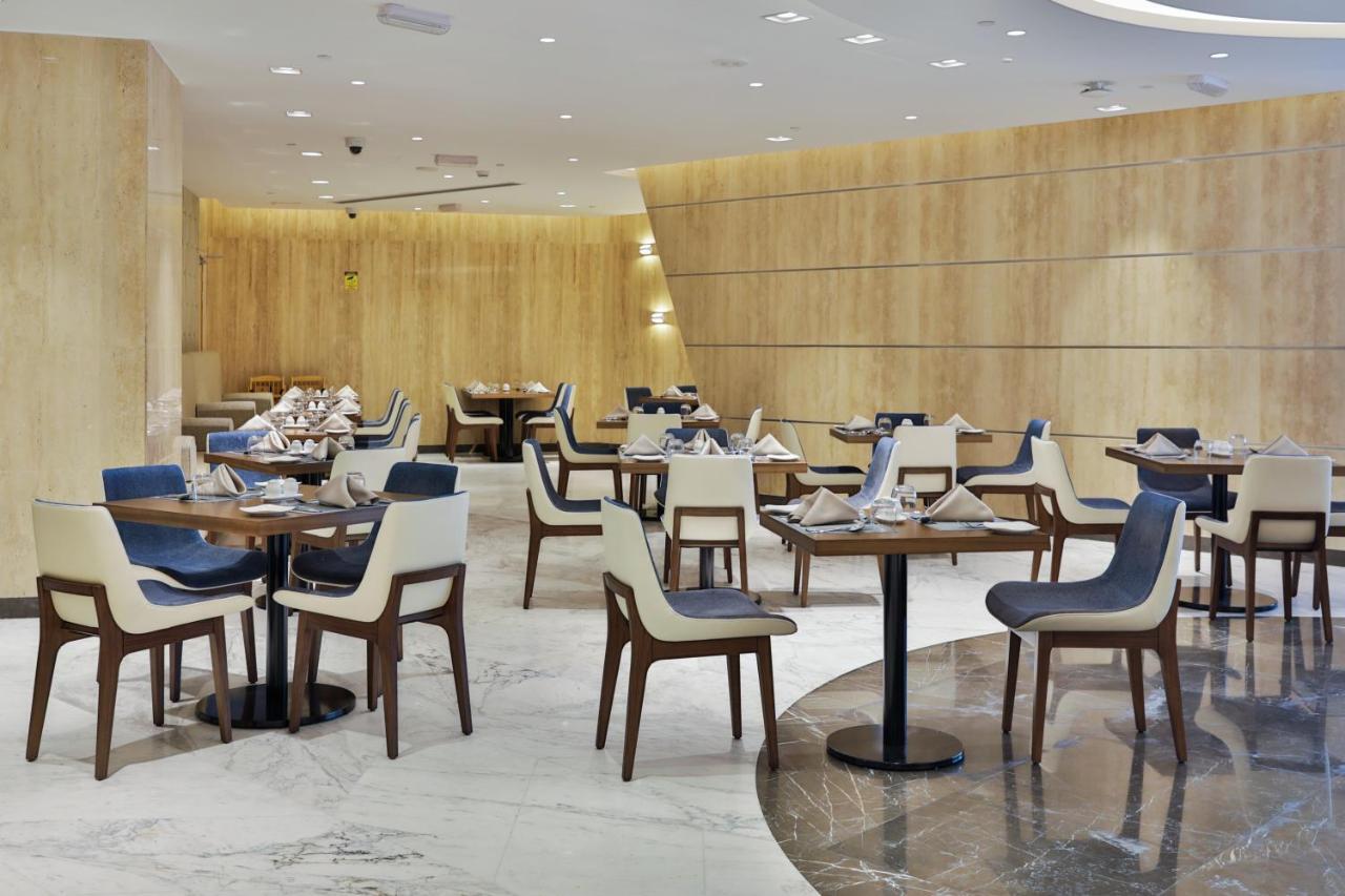 Vip Hotel Doha Qatar Exterior photo The restaurant
